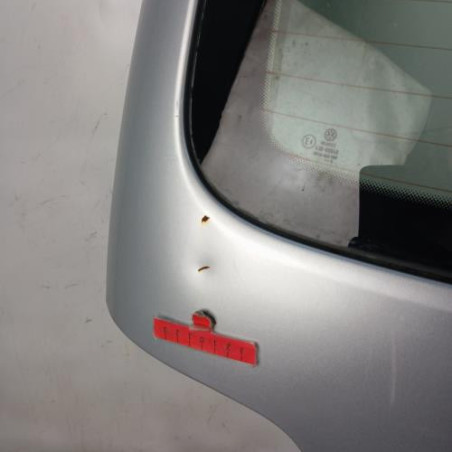 Malle/Hayon arriere VOLKSWAGEN TOURAN 1