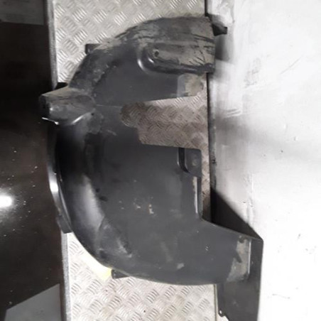 Pare boue arriere gauche PEUGEOT 2008 1