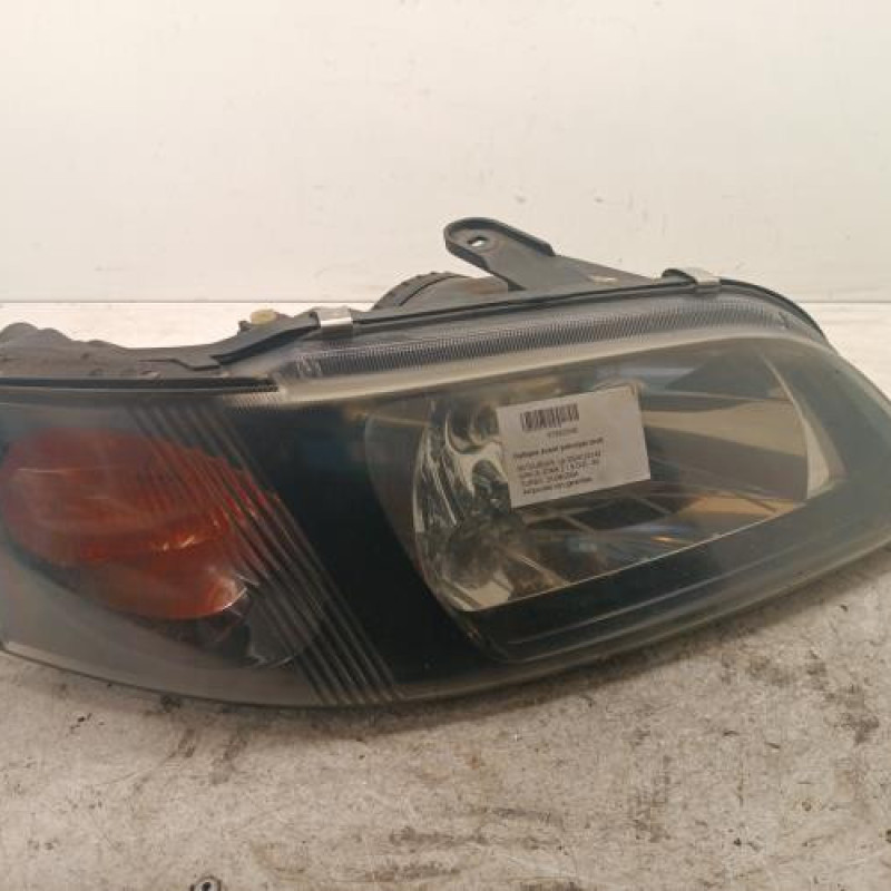 Optique avant principal droit (feux)(phare) MITSUBISHI SPACE STAR 2