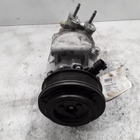 Compresseur clim FORD PUMA 2 Photo n°1