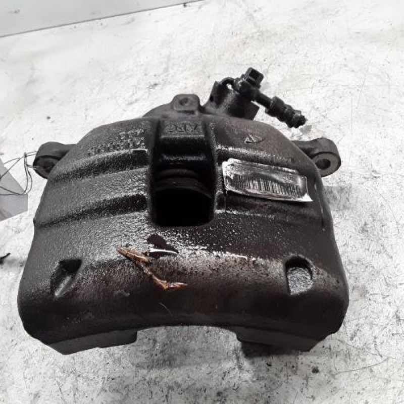 Etrier avant gauche (freinage) PEUGEOT 308 2 SW Etrier avant gauche (freinage) PEUGEOT 308 2 SW