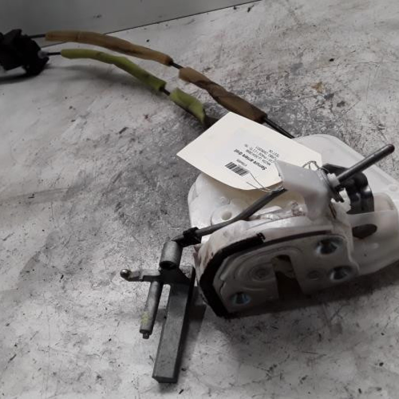Serrure arriere droit MAZDA CX5 1 Serrure arriere droit MAZDA CX5 1