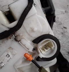 Serrure arriere gauche MAZDA CX5 1