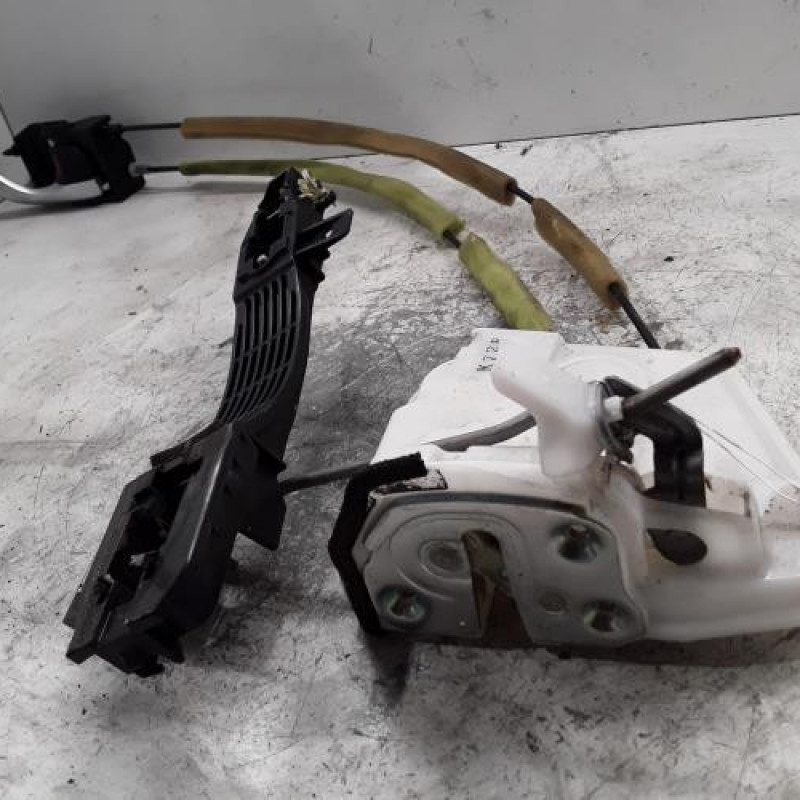 Serrure avant droit MAZDA CX5 1 Serrure avant droit MAZDA CX5 1