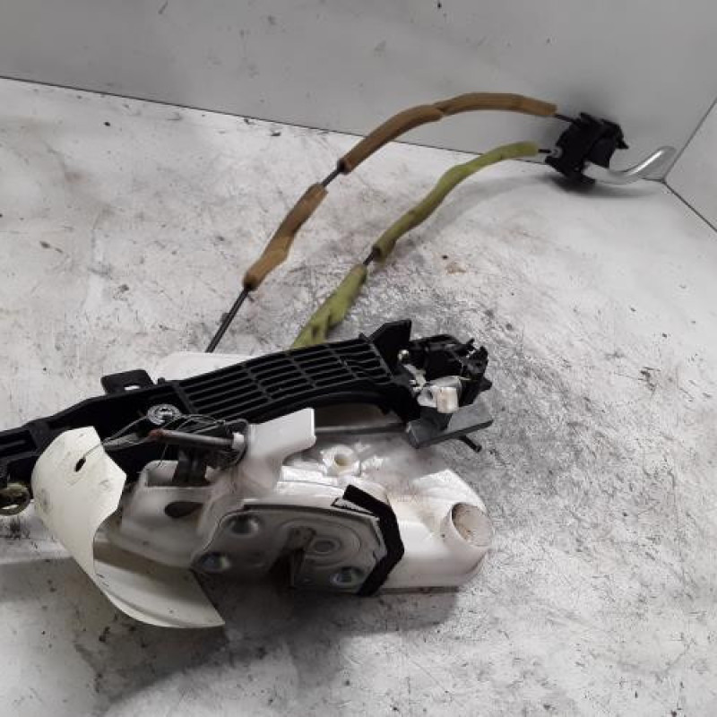 Serrure avant gauche MAZDA CX5 1 Serrure avant gauche MAZDA CX5 1