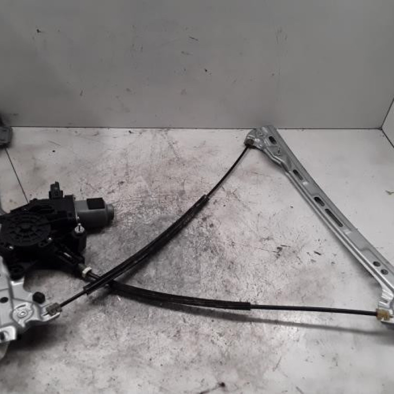 Leve vitre electrique avant gauche RENAULT MEGANE 4
