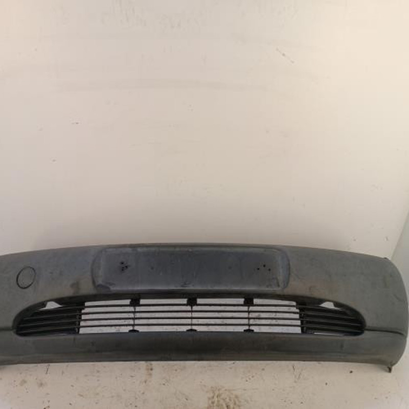 Pare choc avant FORD FIESTA 4 Pare choc avant FORD FIESTA 4