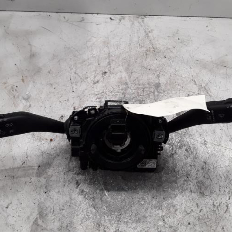 Com (Bloc Contacteur Tournant+Commodo Essuie Glace+Commodo Phare) VOLKSWAGEN TOURAN 2