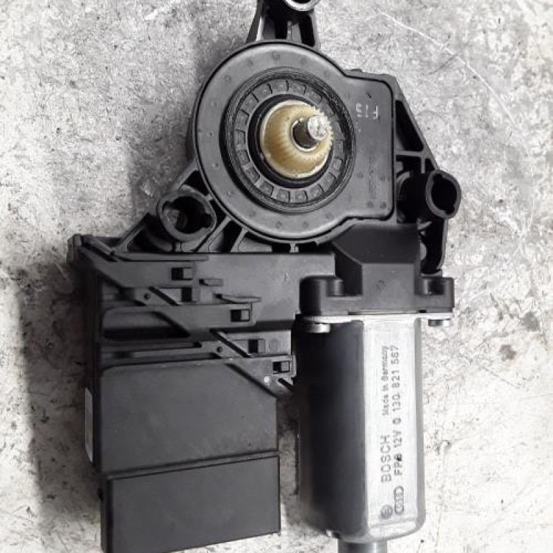 Moteur leve vitre arriere gauche VOLKSWAGEN TOURAN 2