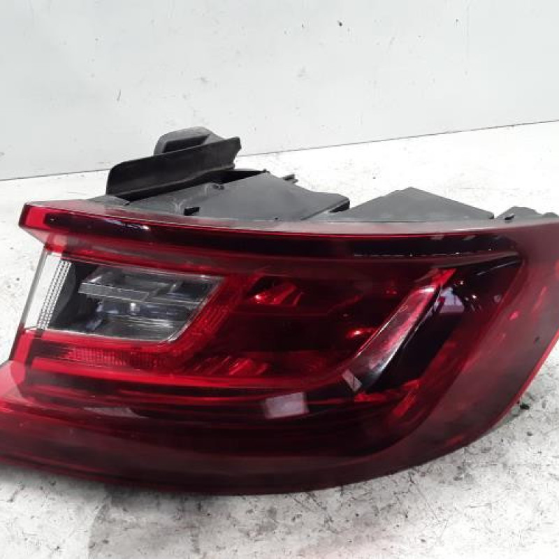 Feu arriere principal droit (feux) RENAULT MEGANE 4 Feu arriere principal droit (feux) RENAULT MEGANE 4