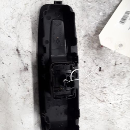 Interrupteur de leve vitre avant droit RENAULT MEGANE 4