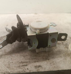 Ceinture arriere centrale PEUGEOT 5008 1 Photo n°1