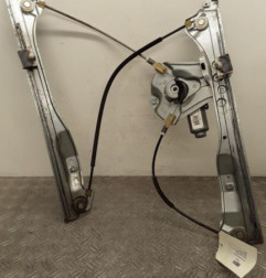 Leve vitre electrique avant droit RENAULT CLIO 3 Photo n°1