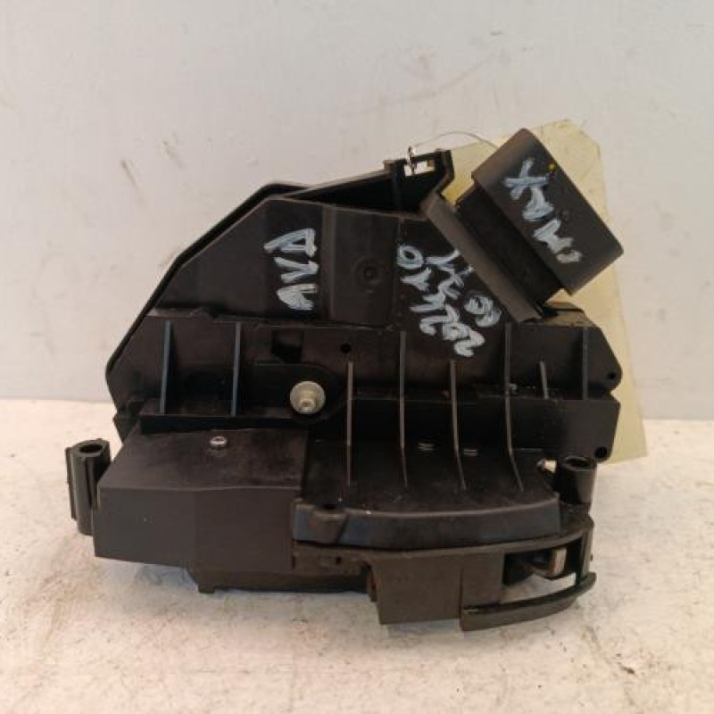 Serrure avant droit FORD C-MAX 2 Serrure avant droit FORD C-MAX 2