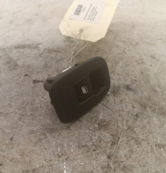 Interrupteur de leve vitre arriere droit PEUGEOT 208 1 Photo n°1