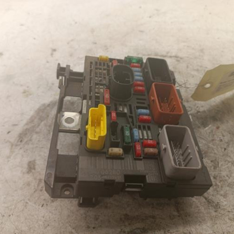 Boitier servitude moteur (BSM) PEUGEOT 308 1