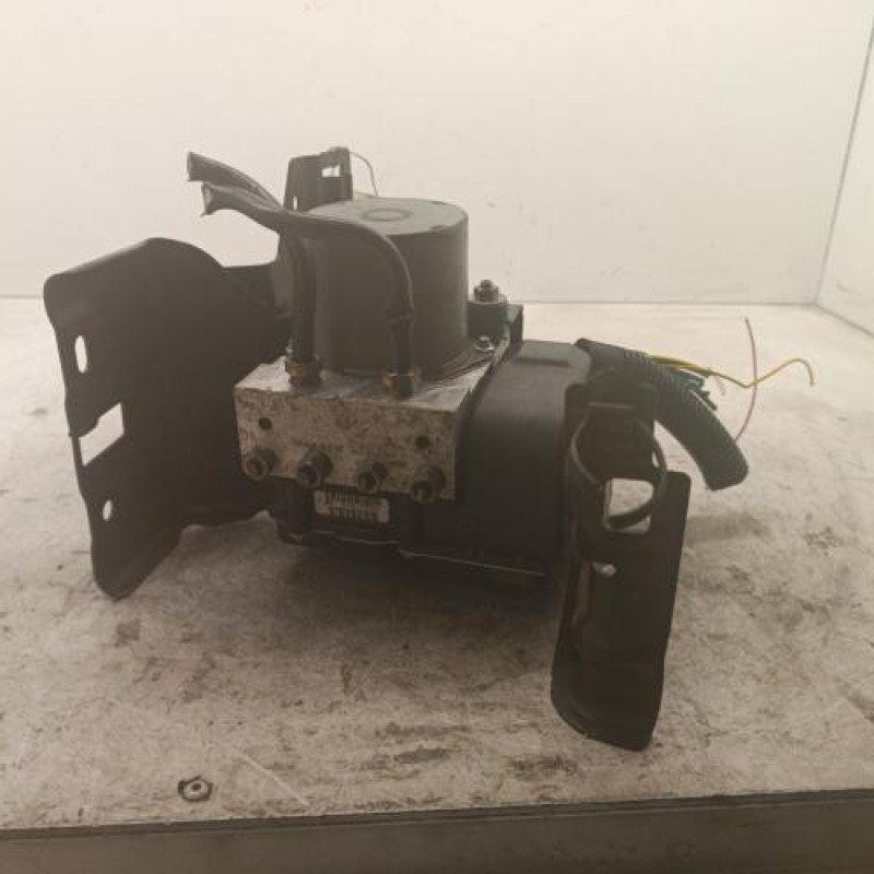Bloc ABS (freins anti-blocage) CITROEN C4 1 Bloc ABS (freins anti-blocage) CITROEN C4 1