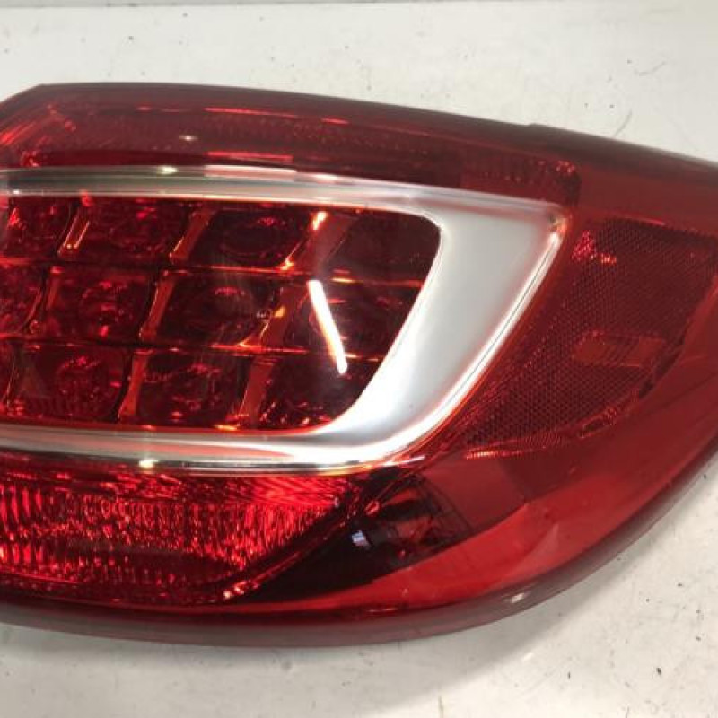 Feu arriere principal droit (feux) KIA SPORTAGE 3 Feu arriere principal droit (feux) KIA SPORTAGE 3