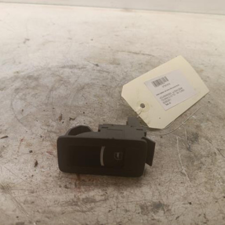 Interrupteur de leve vitre avant droit VOLKSWAGEN TOURAN 2 Photo n°1