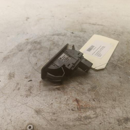 Interrupteur de leve vitre avant droit VOLKSWAGEN TOURAN 2