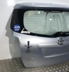 Malle/Hayon arriere TOYOTA VERSO Photo n°3