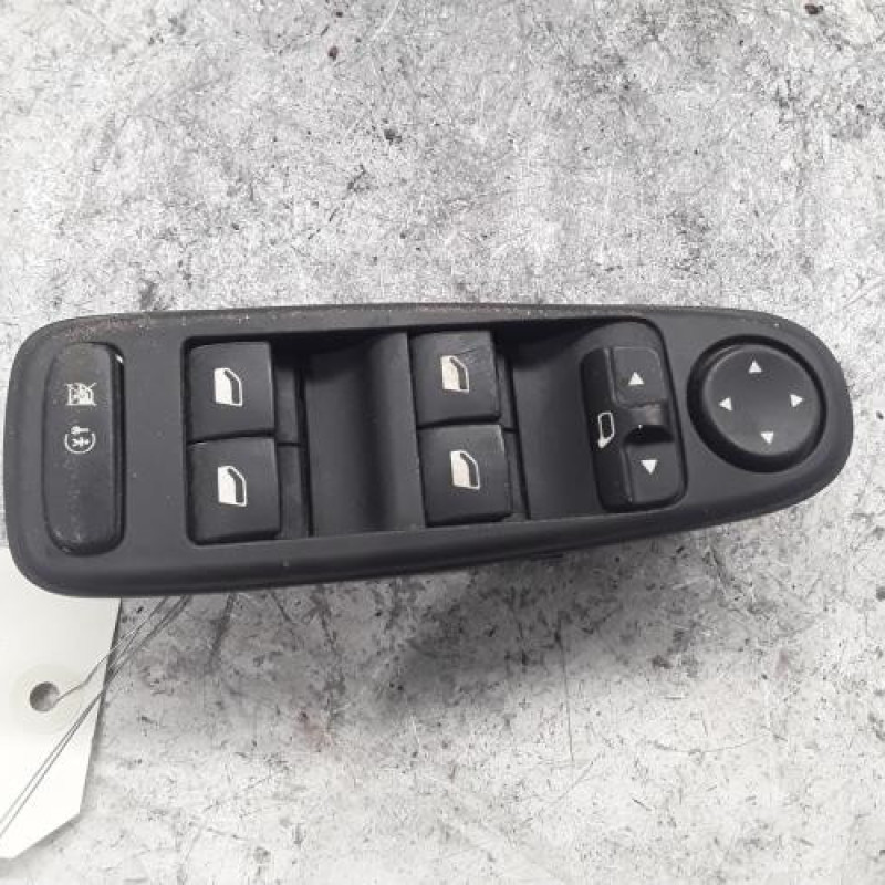 Interrupteur de leve vitre avant gauche CITROEN C4 GRAND PICASSO 1