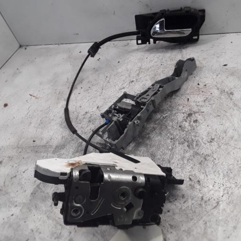 Serrure avant gauche CITROEN C4 GRAND PICASSO 1 Serrure avant gauche CITROEN C4 GRAND PICASSO 1