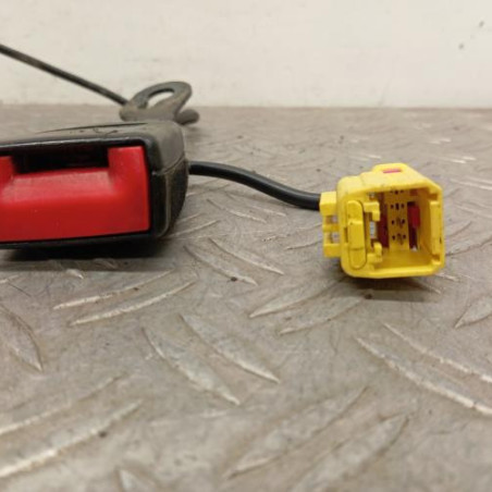 Attache ceinture avant gauche VOLKSWAGEN TOUAREG 1