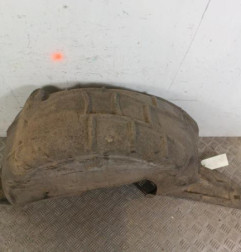Pare boue arriere droit PEUGEOT 5008 1