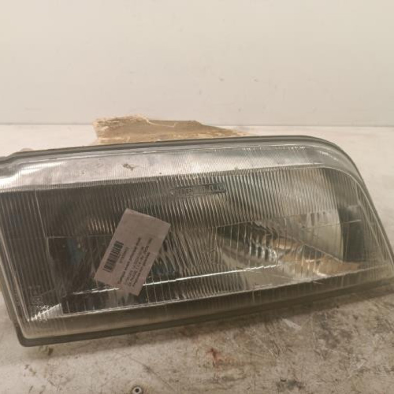 Optique avant principal droit (feux)(phare) CITROEN ZX