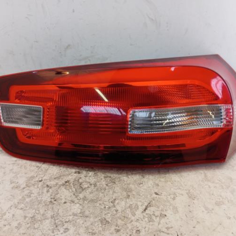 Feu arriere principal droit (feux) CITROEN C4 PICASSO 2 Feu arriere principal droit (feux) CITROEN C4 PICASSO 2