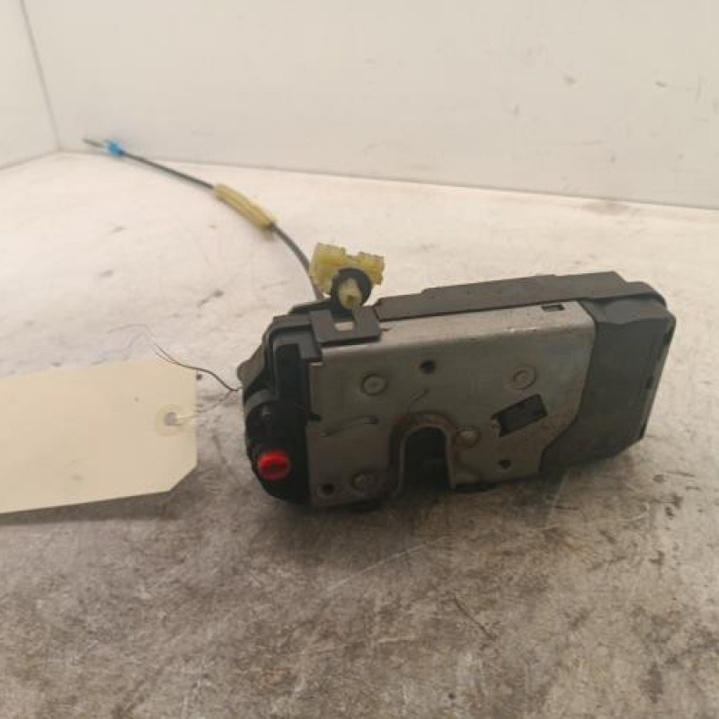 Serrure arriere gauche OPEL ZAFIRA B