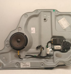 Leve vitre electrique arriere droit VOLKSWAGEN TOURAN 2 Photo n°1