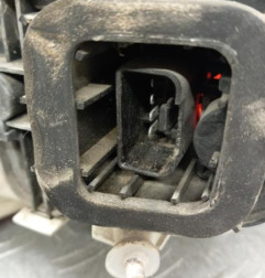 Feu arriere principal droit (feux) VOLKSWAGEN GOLF 5 Photo n°4