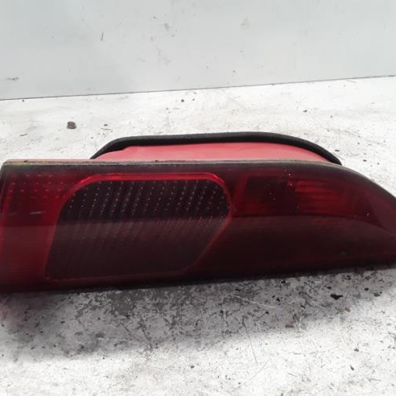 Feu arriere secondaire droit (feux) ALFA ROMEO 156 Feu arriere secondaire droit (feux) ALFA ROMEO 156