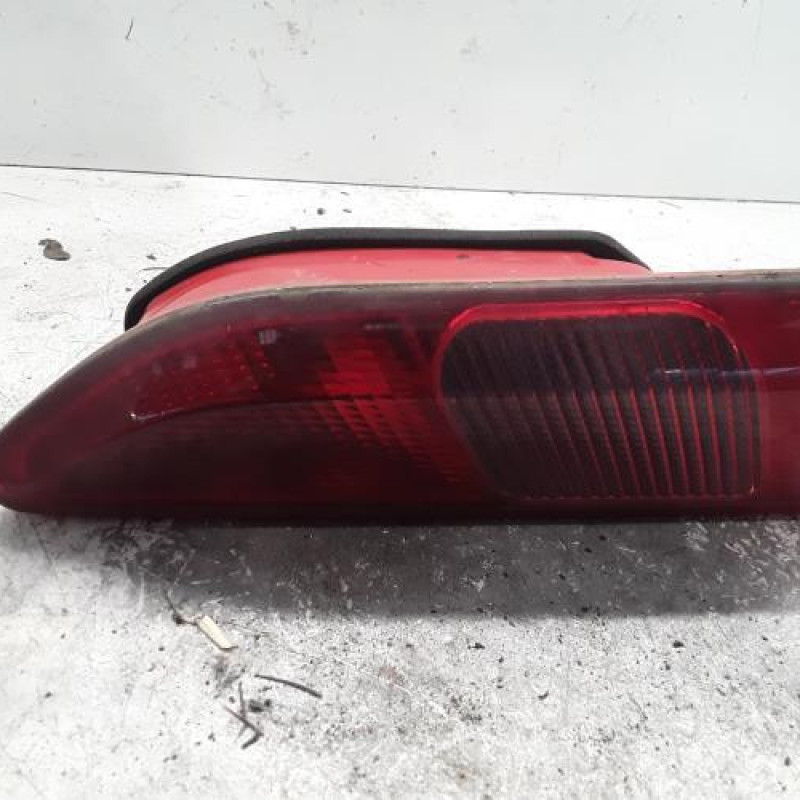 Feu arriere secondaire gauche (feux) ALFA ROMEO 156 Feu arriere secondaire gauche (feux) ALFA ROMEO 156