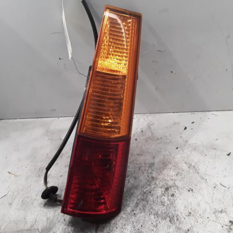 Feu arriere principal droit (feux) SUZUKI IGNIS 2 Feu arriere principal droit (feux) SUZUKI IGNIS 2