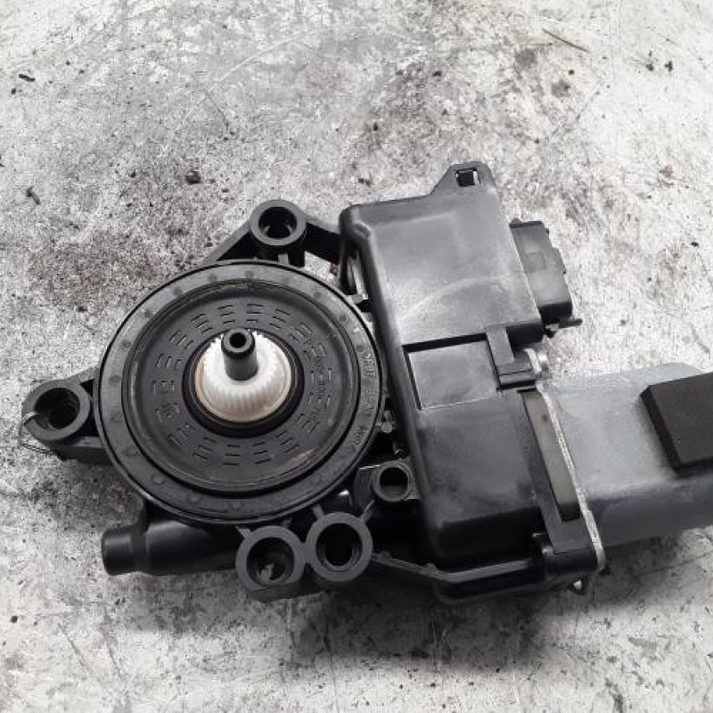 Moteur leve vitre arriere gauche HYUNDAI I 40