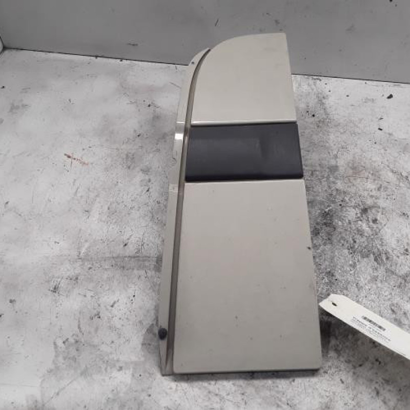 Trappe d'essence MERCEDES VITO 639 Trappe d'essence MERCEDES VITO 639