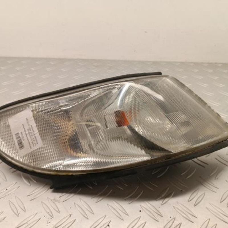 Optique avant secondaire droit (feux)(clignotant) SAAB 9.3 1