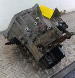 Boite de vitesses TOYOTA YARIS 1 Photo n°3