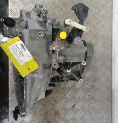 Boite de vitesses PEUGEOT 208 1