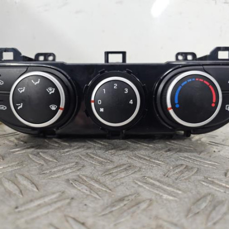 Commande chauffage HYUNDAI I 10 2 Photo n°1