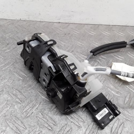 Serrure avant droit PEUGEOT 208 2