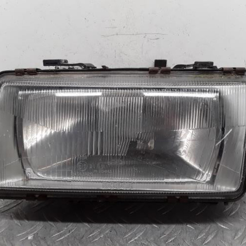 Optique avant principal gauche (feux)(phare) AUDI 80 3