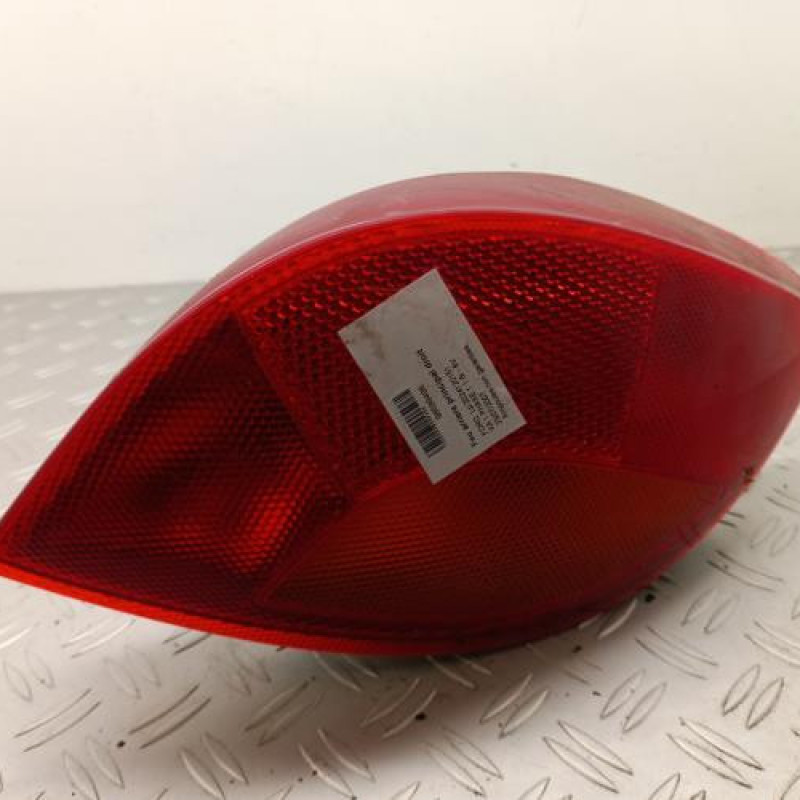 Feu arriere principal droit (feux) FORD KA 1 Feu arriere principal droit (feux) FORD KA 1