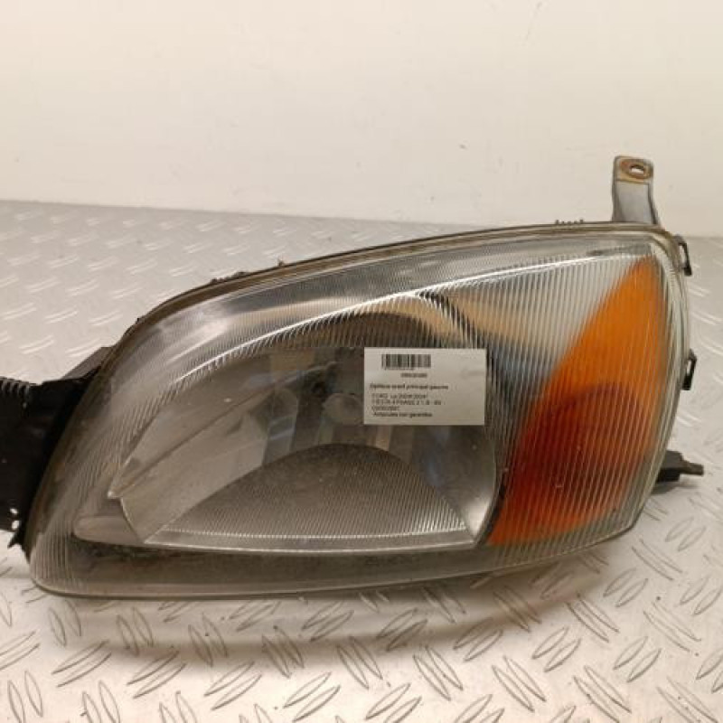 Optique avant principal gauche (feux)(phare) FORD FIESTA 4