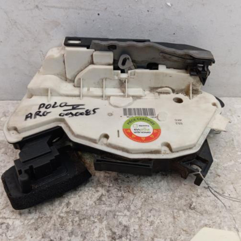 Serrure arriere gauche VOLKSWAGEN POLO 5 Serrure arriere gauche VOLKSWAGEN POLO 5