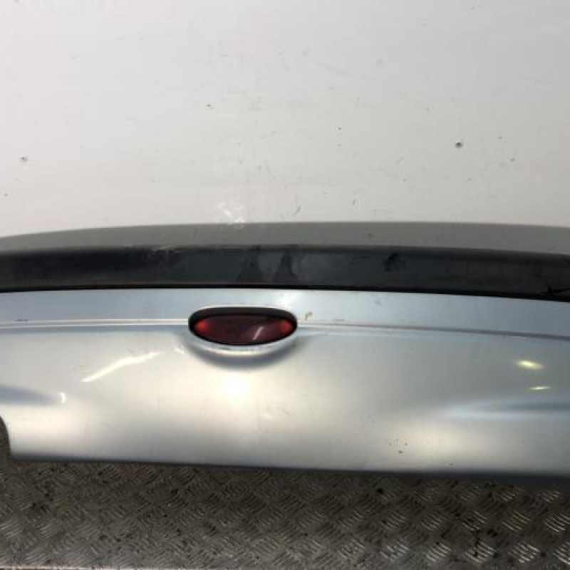 Pare choc arriere PEUGEOT 206