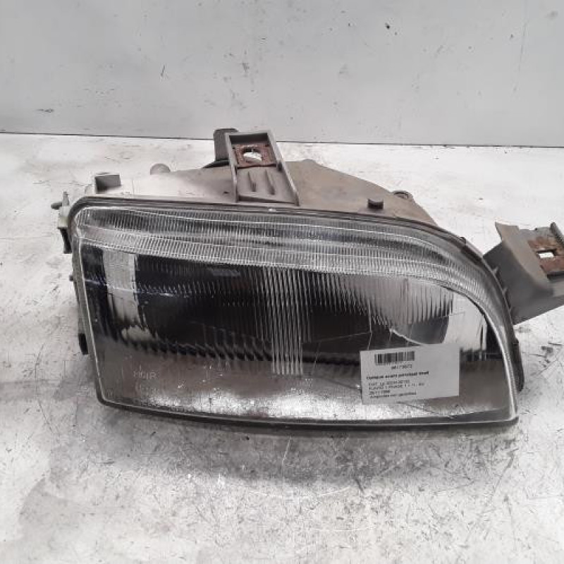 Optique avant principal droit (feux)(phare) FIAT PUNTO 1